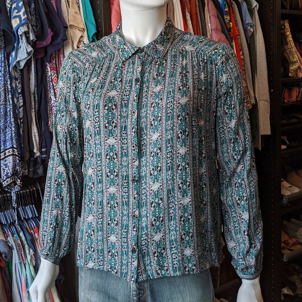 Volcom Button Down Blouse Shirt XL Long Sleeve *